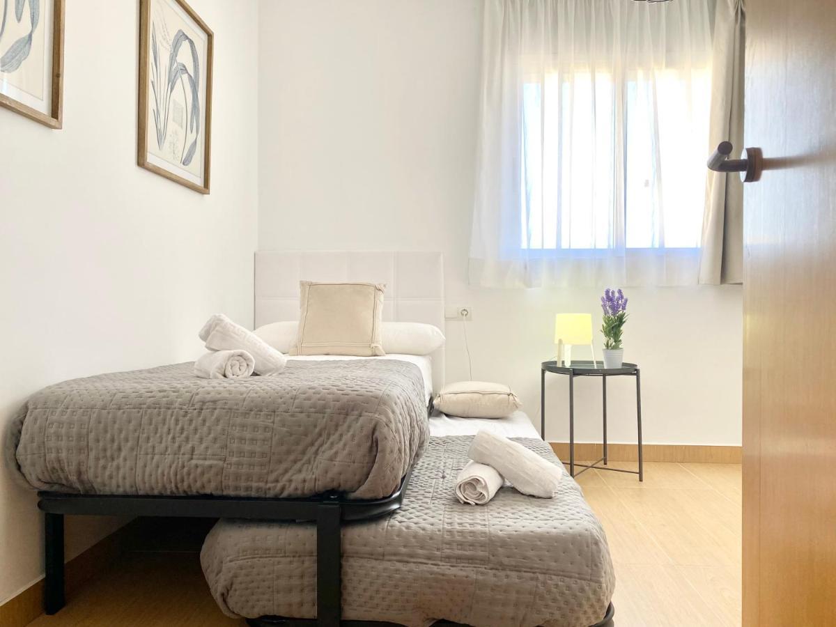 Sofia Suites Камбрілс Екстер'єр фото